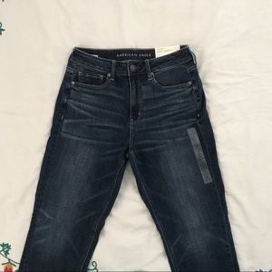 AE High Rise Tomgirl Jeans